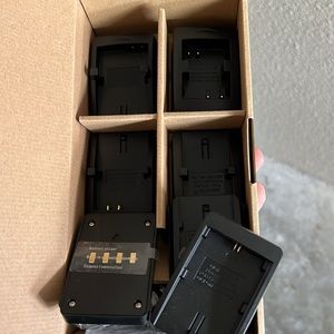 Canon DSLR travel charger set